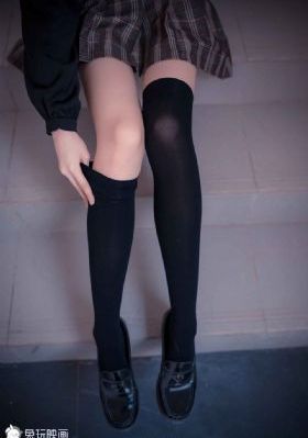 黄色美女av_BD韩语超清免费观看
