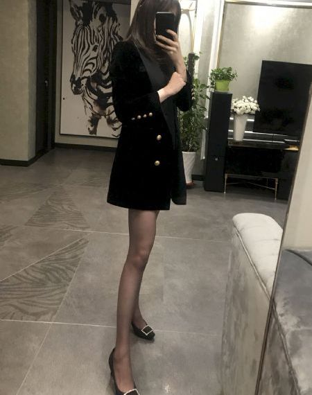 掀裙子打美女光屁股图片_蓝光影视在线观看